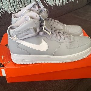 Nike Air Force 1  Grey and white